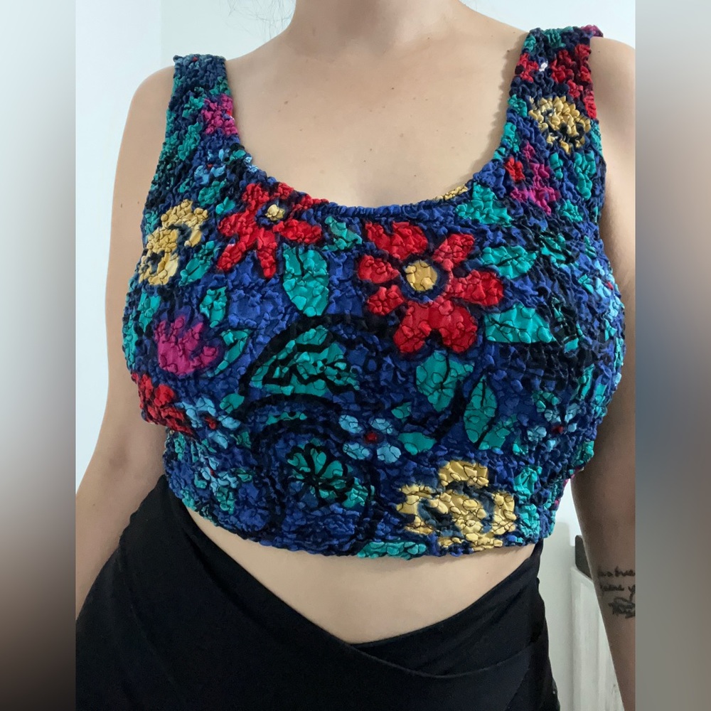 Contempo casual vintage floral crop top